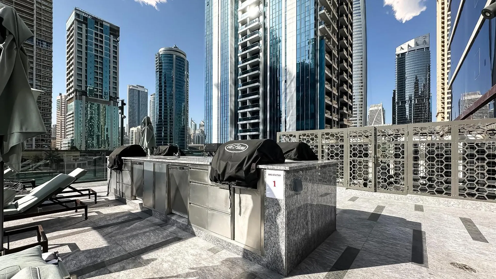 Trophy-Unveil The Charm Of Modern Living In Jlt Apartment Dubai