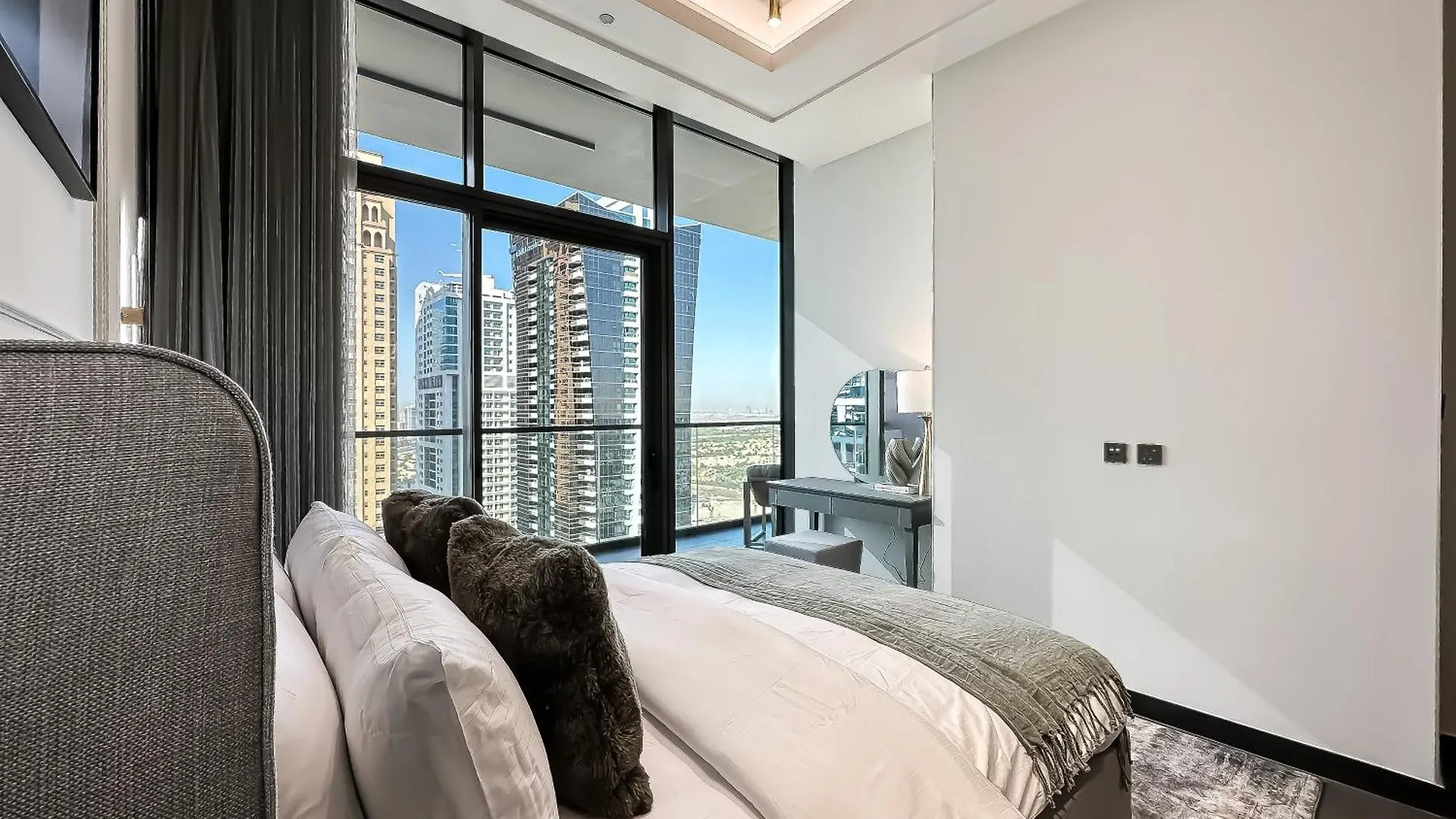 Trophy-Unveil The Charm Of Modern Living In Jlt Apartment Dubai