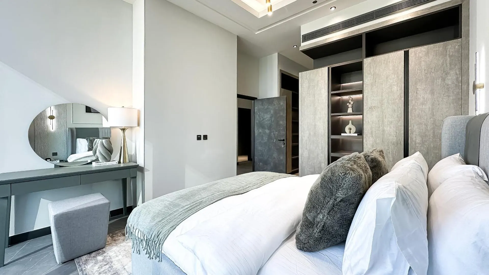 Trophy-Unveil The Charm Of Modern Living In Jlt Apartment Dubai